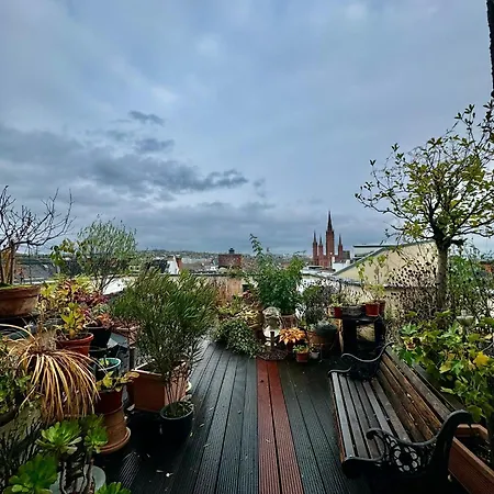 Apartment Mitten In *