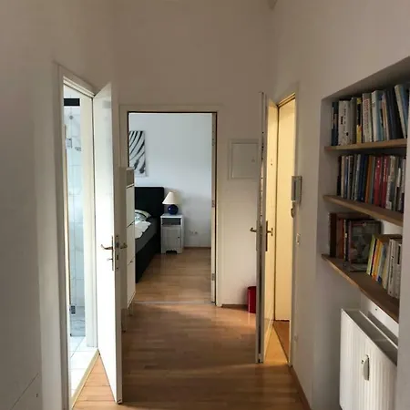 Mitten In Apartment Wiesbaden